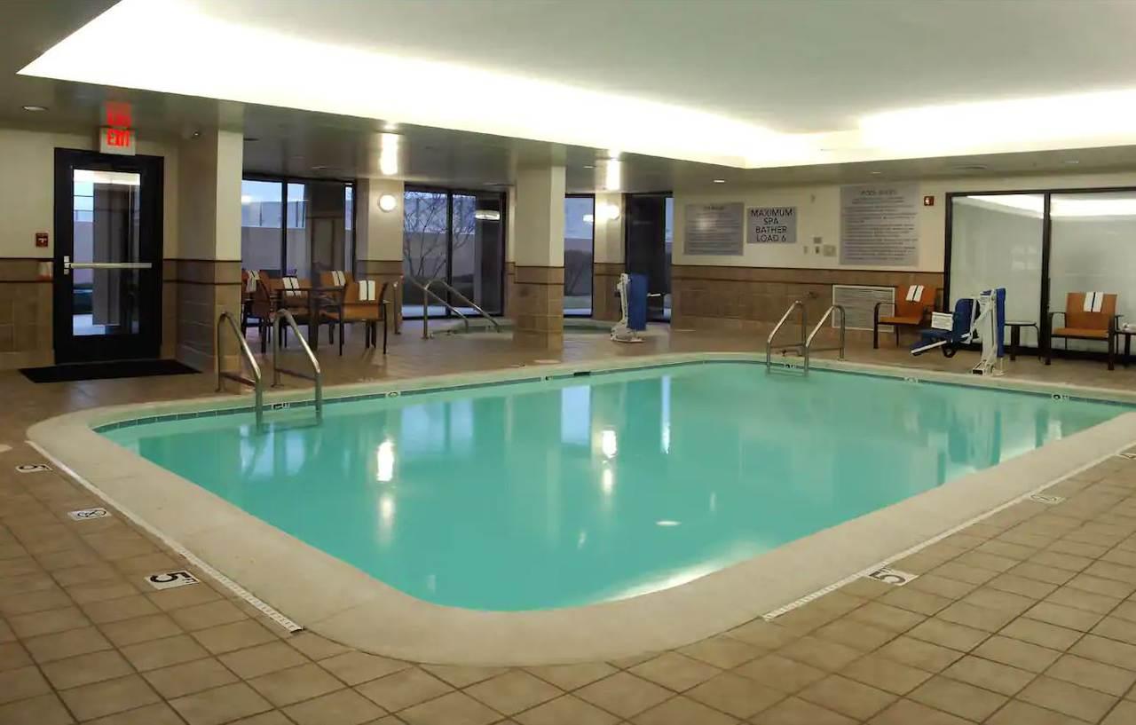 Courtyard Indianapolis Northwest Ξενοδοχείο Εξωτερικό φωτογραφία