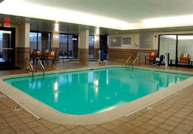 Courtyard Indianapolis Northwest Ξενοδοχείο Εξωτερικό φωτογραφία