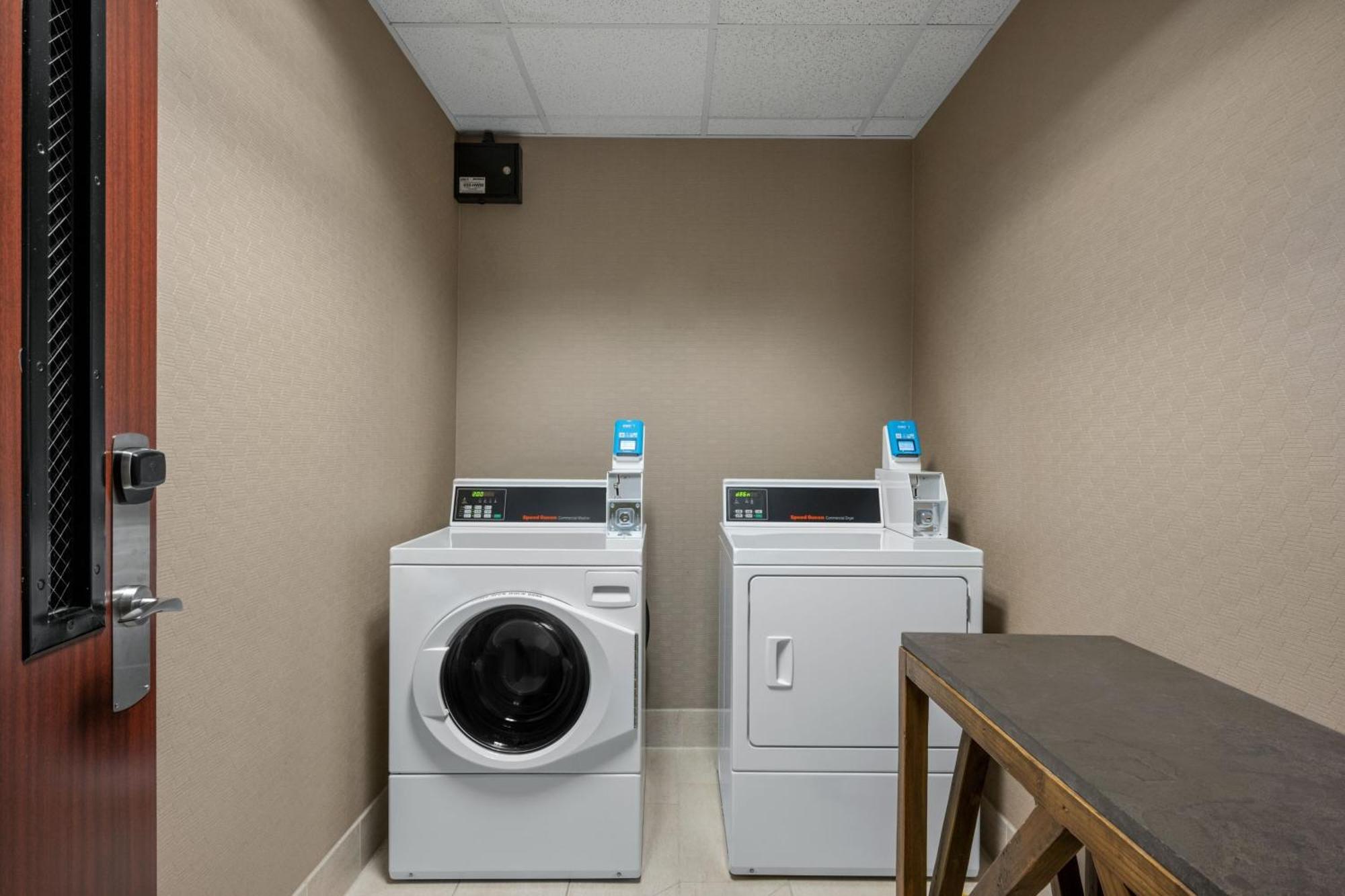 Courtyard Indianapolis Northwest Ξενοδοχείο Εξωτερικό φωτογραφία