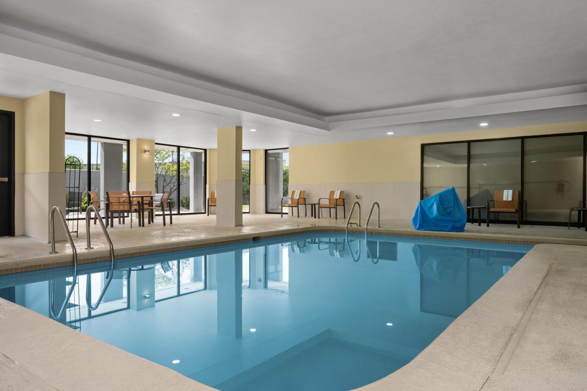 Courtyard Indianapolis Northwest Ξενοδοχείο Εξωτερικό φωτογραφία